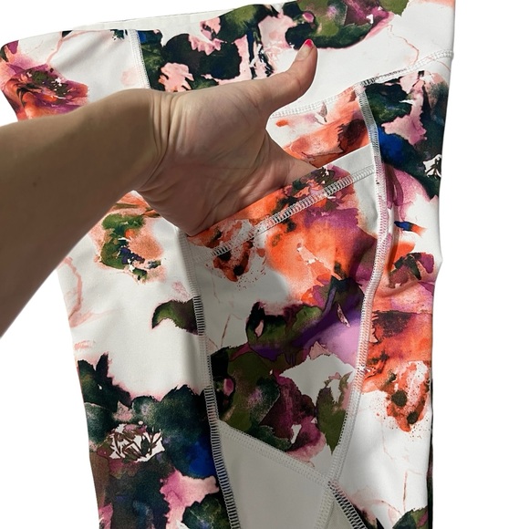 Apana - Womens Floral Leggins Sz. LG - Picture 6 of 8